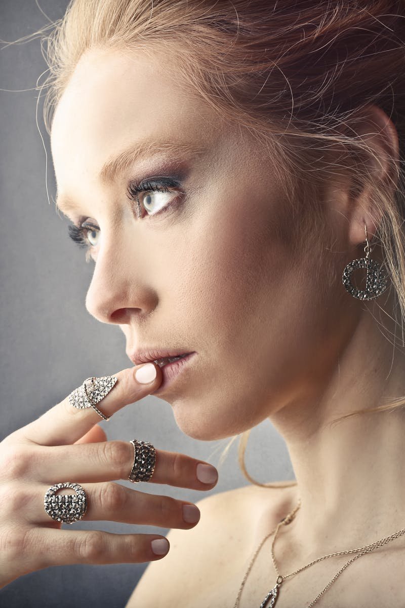 servicio de bisutería en Cádiz